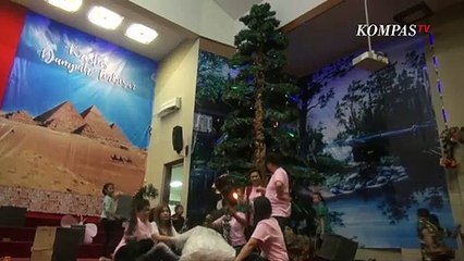 Keren! Pohon Natal dari Bahan Sedotan