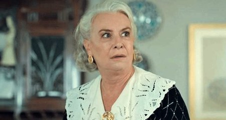 İstanbullu Gelin'in Esma Sultan'ı İpek Bilgin verdiği pozlarla hayranlık uyandırdı