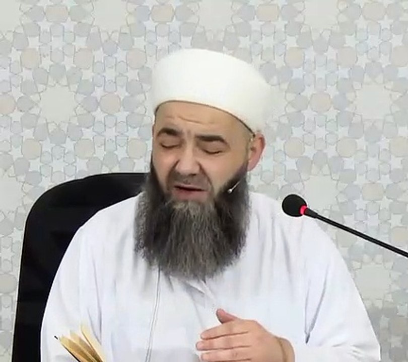 Cübbeli Ahmet Hoca Noel Kutlamak Haramdır