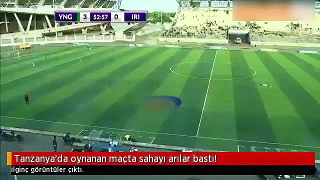 Yeşil sahalarda eşi benzeri görülmemiş görüntü! Futbolcular bir anda kendini yere attı