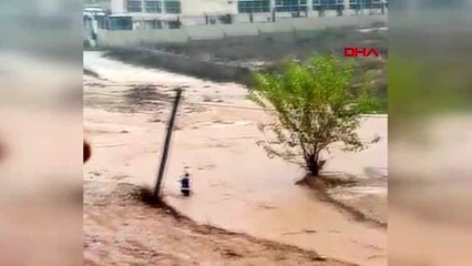 Sele kapılan çocuk böyle kurtarıldı-ek