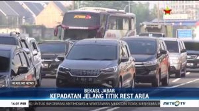 Polisi Berlakukan Contraflow untuk Urai Kemacetan Tol Japek