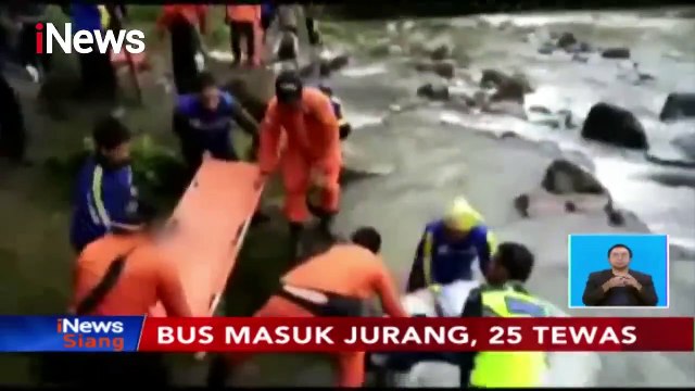 Au moins 27 personnes sont mortes dans l'accident d'un bus qui a chuté de 150 mètres dans un ravin sur l'île de Sumatra en Indonésie