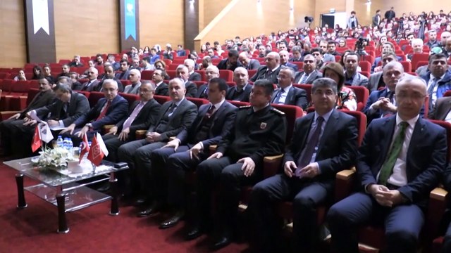 Recep Tayyip Erdoğan Üniversitesine TSE Kalite Yönetim Sistemi Belgesi verildi - RİZE