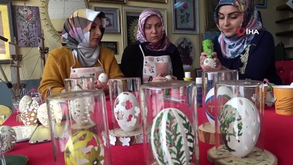 Yumurta Kabuklarını Sanat Eserine Dönüştürüyor