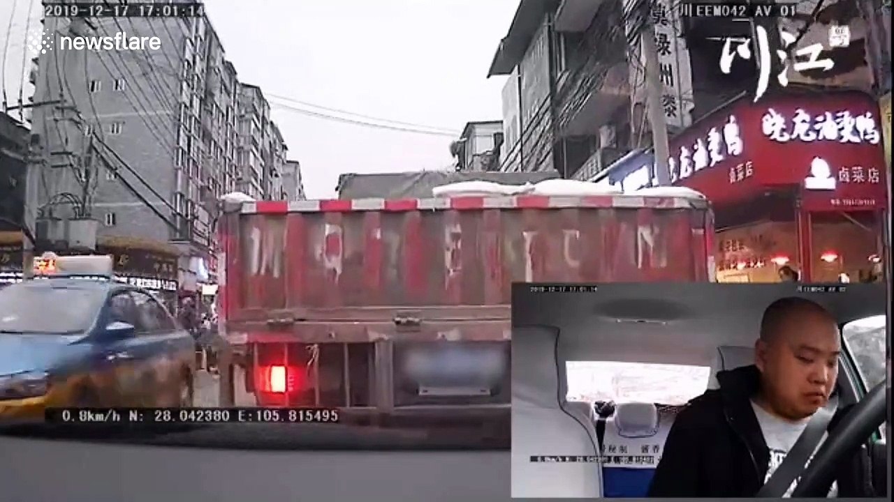 Alert taxi driver saves rider's life by screaming 'STOP!' at truck driver