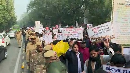 Hundreds march in Delhi against 'anti-muslim' citizenship law