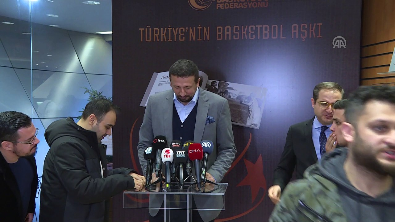 'Basketbola Adanmış Hayatlar' kitabının tanıtımı yapıldı - İSTANBUL