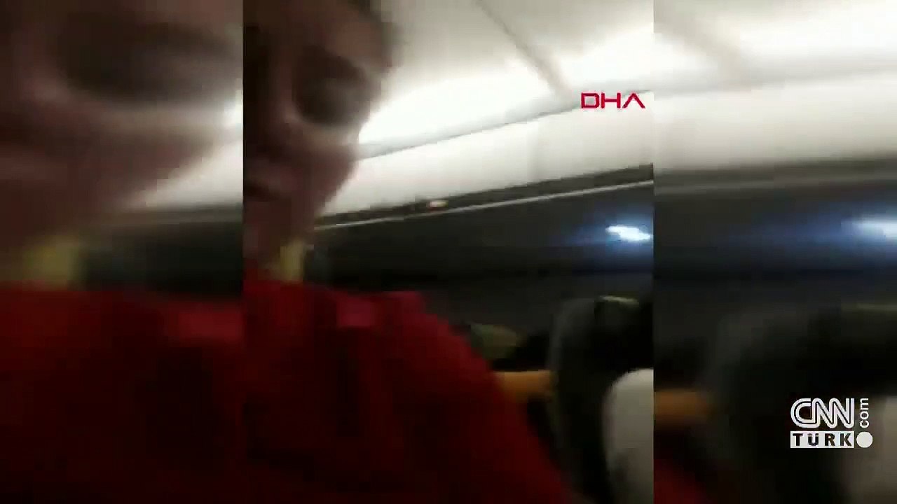 Fırtına nedeniyle pisti pas geçen uçakta panik anları kamerada