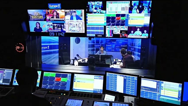 Le youtubeur Seb La Frite en prime-time sur TFX, Le bazar de la charité sur Netflix