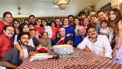 Download Video: Kareena-Saif, Alia-Ranbir, Rishi-Neetu, Taimur Ali Khan & Others at the Kapoor’s Christmas Brunch