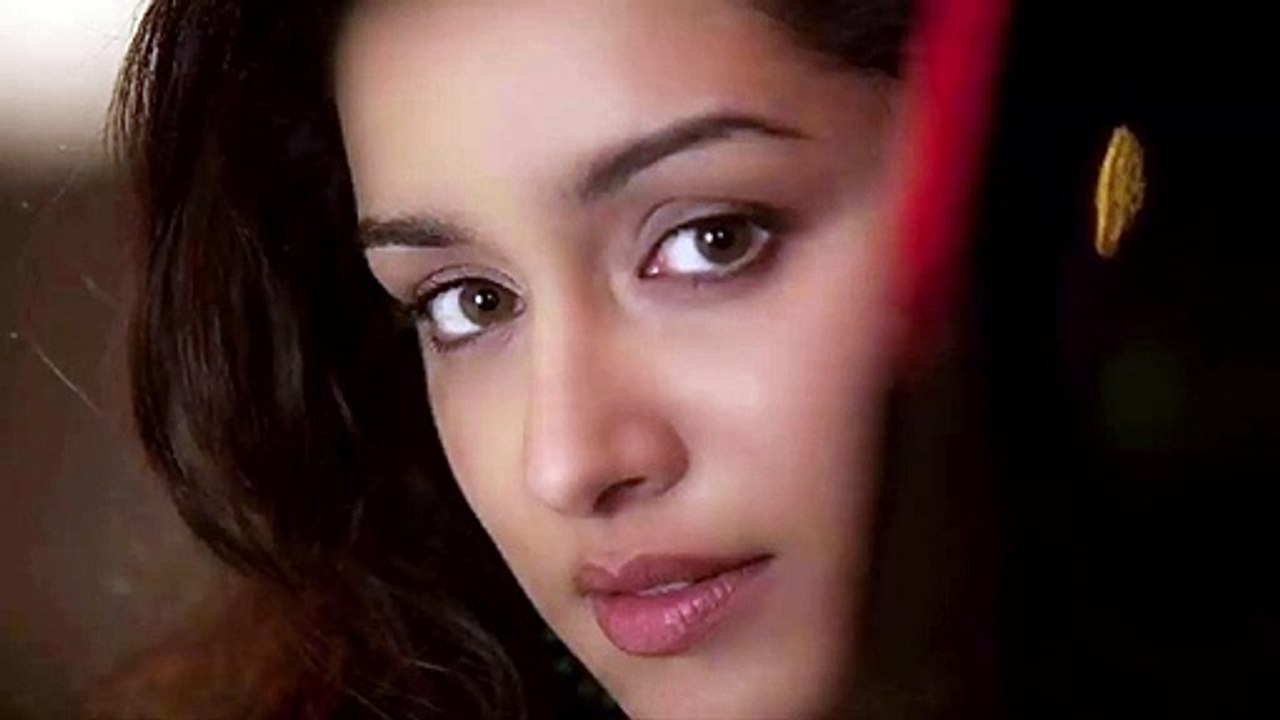 Unse Nazre Mili Dhadkanon Ne Kaha