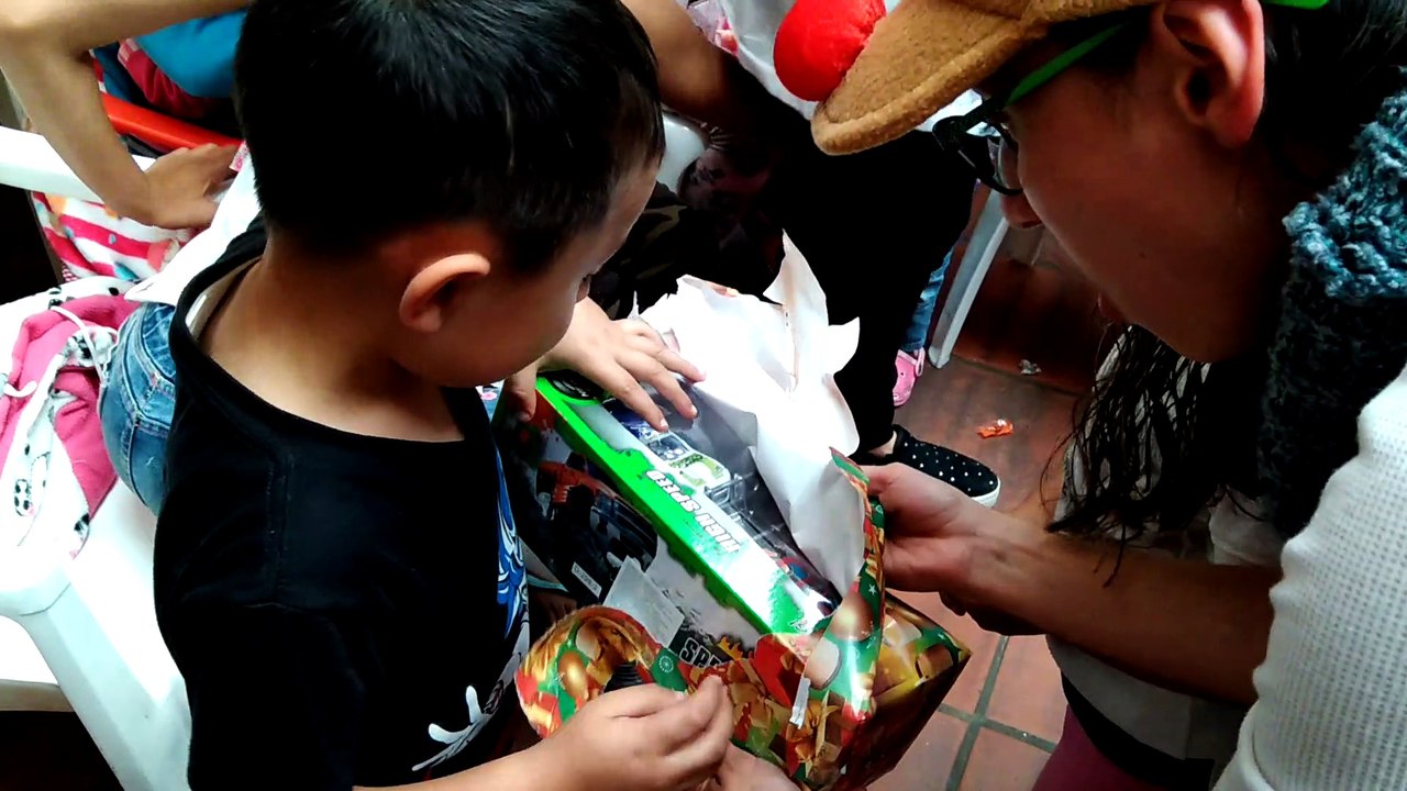 Entrega de regalos codito.