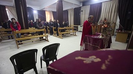 درعا السورية تستعد للاحتفال بعيد الميلاد لكن "الفرحة ناقصة"