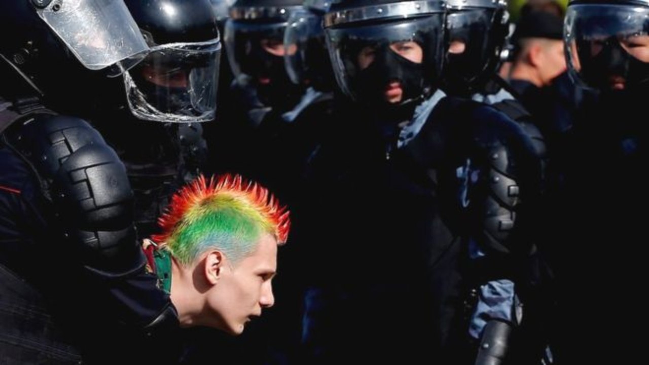 Chile wealth inequality fuelling protests