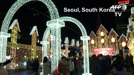 Christmas Street Festival takes over Seoul city cenre charming locals