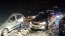 Kahramanmaraş-Kayseri yolu kar yağışı nedeniyle çift yönlü trafiğe kapatıldı
