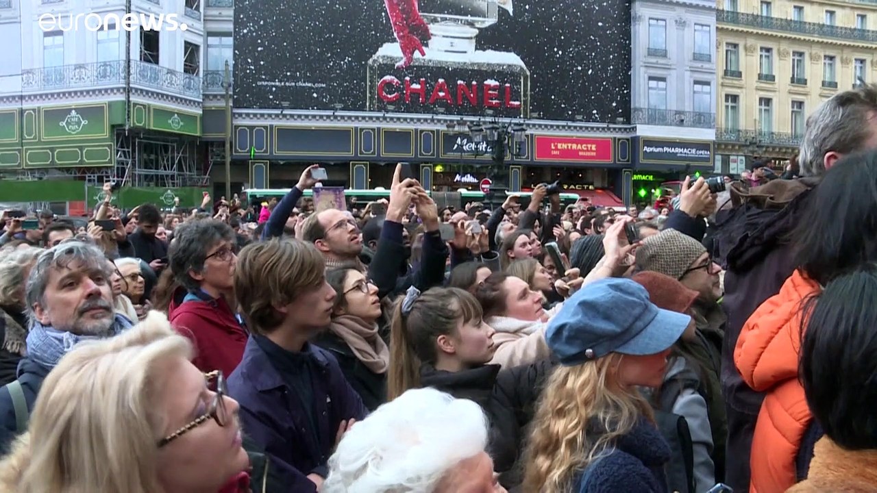 Streik mit Schwanensee - Tänzerinnen wollen Rente mit 42 behalten