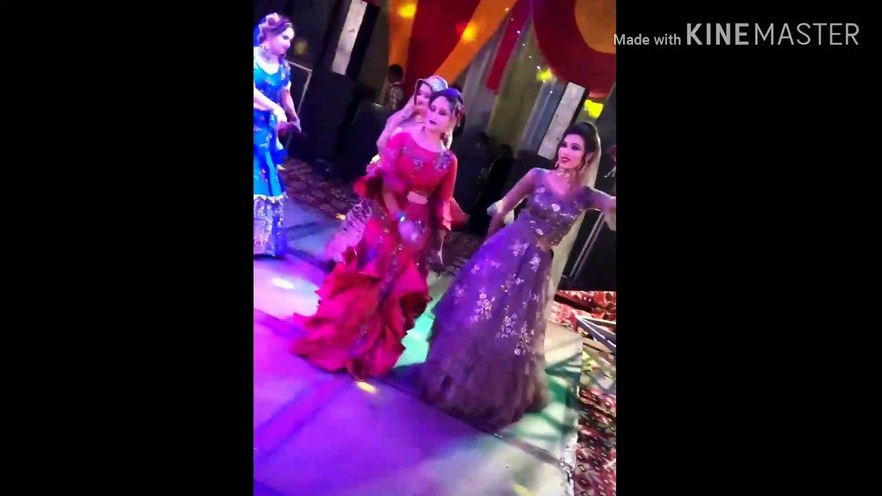 Beautiful lady wedding dance on dj by desi call