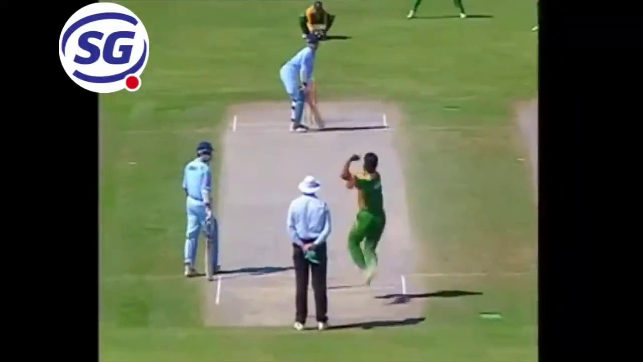 Wasim Akram Best Swing Bowling ll Cricket Classics