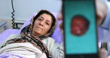 Karın ağrısıyla hastaneye gitti, yarım kiloluk tümör alındı