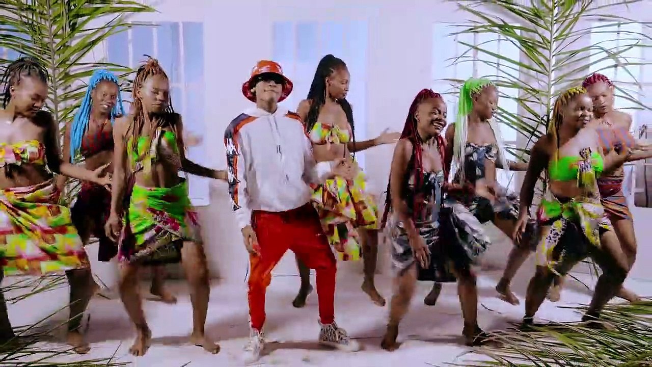 Innoss'B - Achour (Official Video)