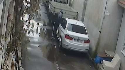 Araçlardan hırsızlık yapan zanlı güvenlik kamerasına takıldı - İZMİR