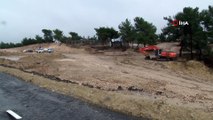 6 ilçeyi Adana’ya bağlayan karayolu çöktü