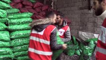 Türk Kızılay kara kışta ihtiyaç sahiplerinin yardımına koşuyor - AĞRI