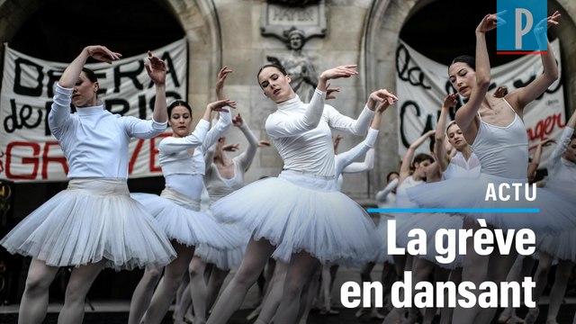 Les danseuses de l'Opéra interprètent le Lac des Cygnes devant le Palais Garnier