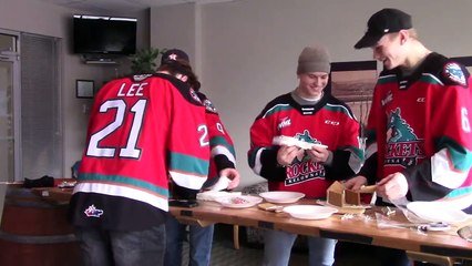 Building gingerbread houses with the Kelowna Rockets
