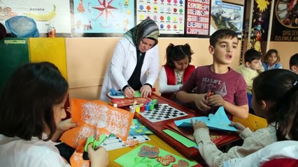 Küçük eller geleceklerini 'Keyifli Okul Atölyem'de şekillendiriyor - ERZURUM