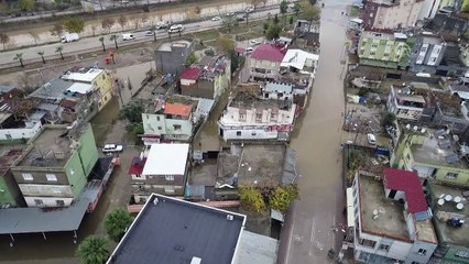 Sağanak hayatı olumsuz etkiliyor - Su altında kalan bölgelerin drone görüntüsü - ADANA