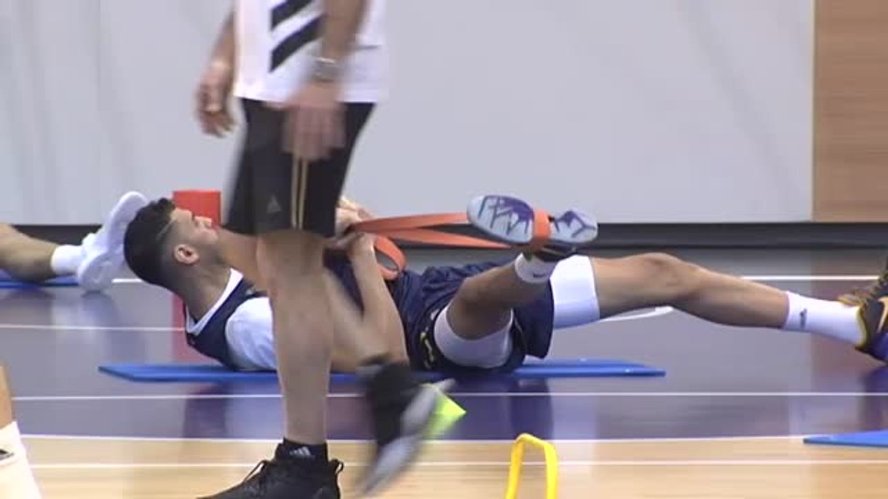 El Real Madrid de baloncesto prepara su encuentro contra el Panathinaikos