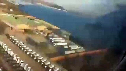 Un pasajero graba estas aterradoras imágenes desde el avión en que viajaba antes de que se estrellara