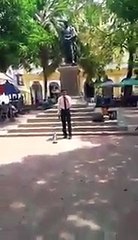 Este predicador evangélico destruyó una virgen en Mompox causando gran indignación