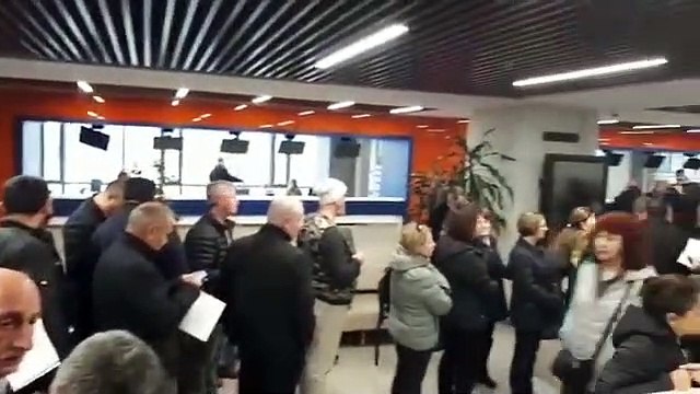 Kanal İstanbul'a itiraz etmek isteyenler uzun kuyruklar oluşturdu