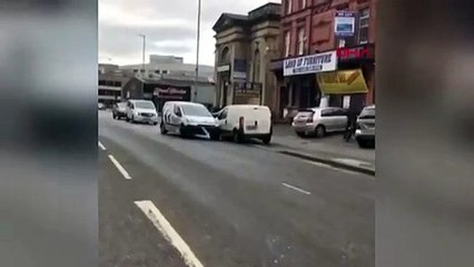 Öfkesine hakim olamadı, trafikte terör estirdi