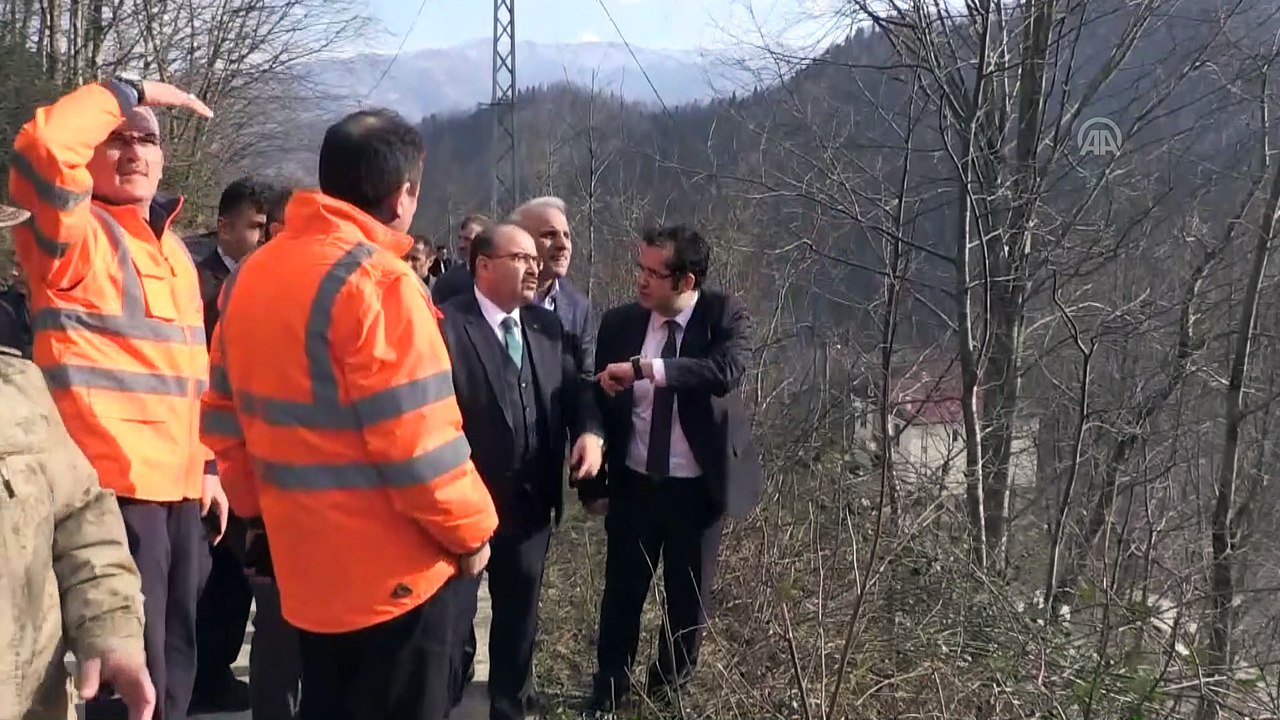 Trabzon'un Dernekpazarı ilçesindeki örtü yangını kontrol altına alındı - Vali Ustaoğlu