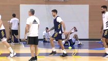 El Real Madrid de baloncesto prepara su encuentro contra el Panathinaikos