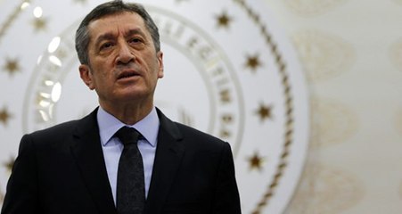 Bakan Selçuk'tan duygusal paylaşım! Beğeni yağdı