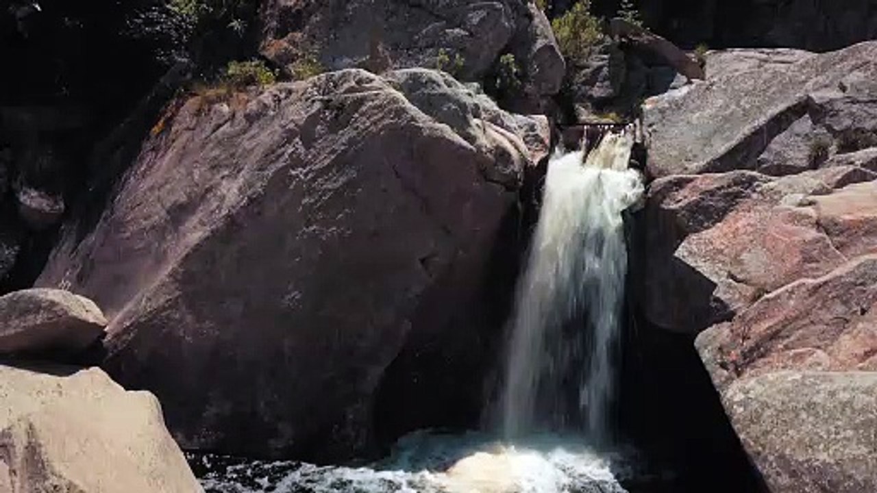 Taryn Elliott - Waterfalls Cascading - Nature (No Copyright Video 104) [4K]
