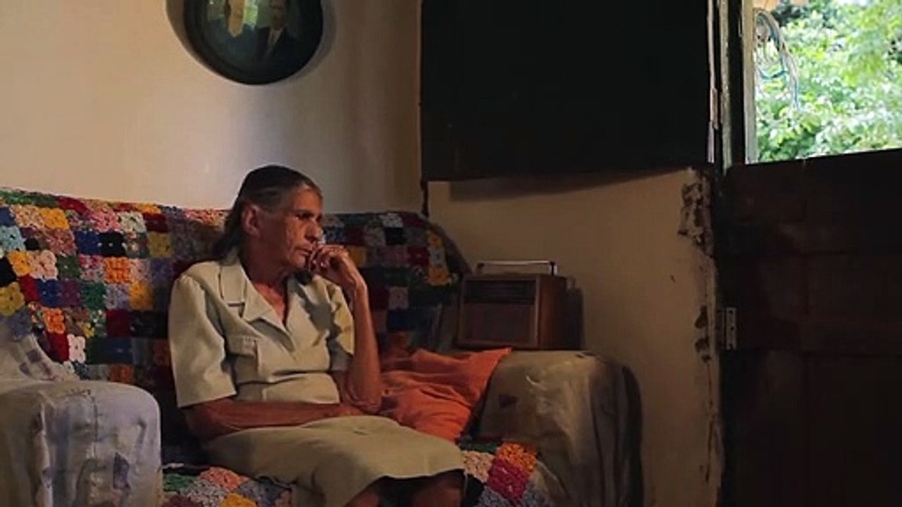 TRAILER O QUE LEMBRO, TENHO
