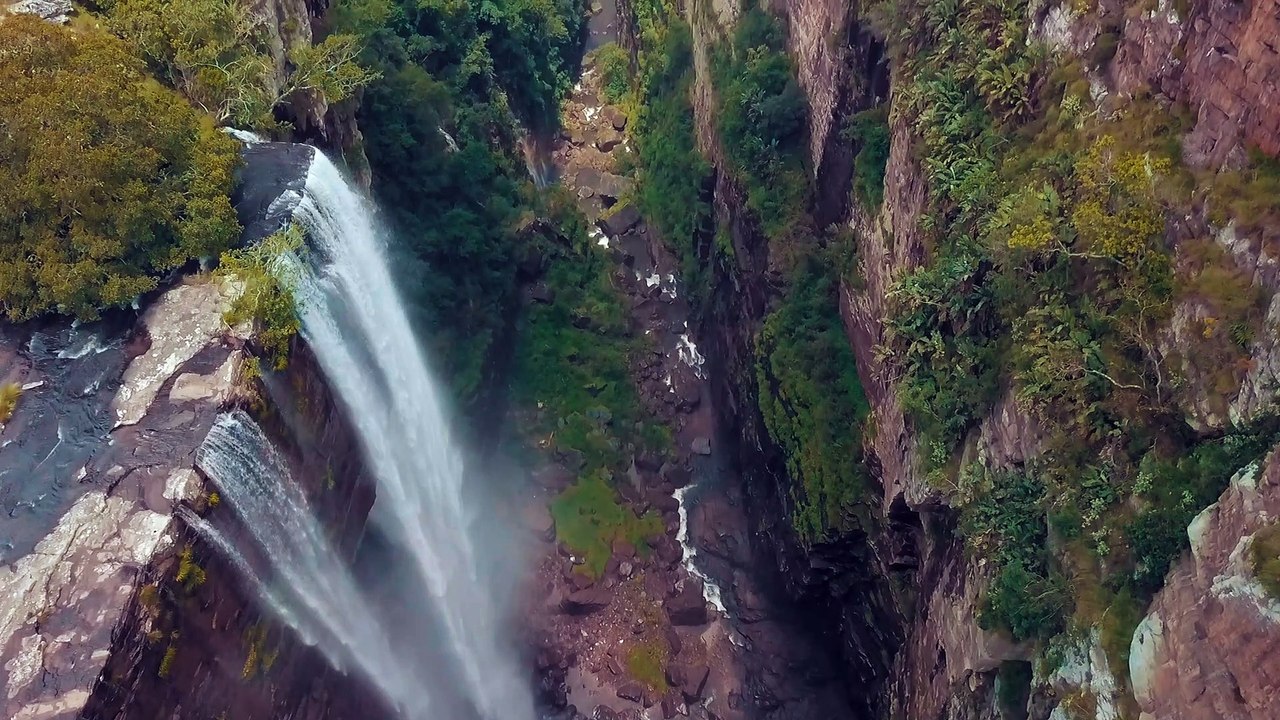 Taryn Elliott - A Waterfalls From High Atop - Nature (No Copyright Video 106) [4K]