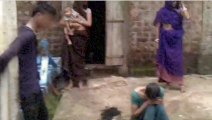 Estos dos jóvenes indios son secuestrados y torturados por casarse sin permiso familiar