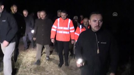 Bakan Pakdemirli örtü yangınlarının sürdüğü Trabzon'da incelemelerde bulundu