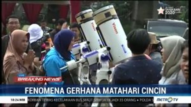 Masyarakat Bandung Antusias Melihat Gerhana Matahari Sebagian