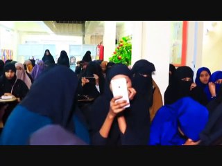 Gabar soomaaliyeed ka hadlaysa xijaabka
