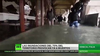 Así ha sido la excepcional marea alta que ha dejado el 75 % de Venecia bajo el agua