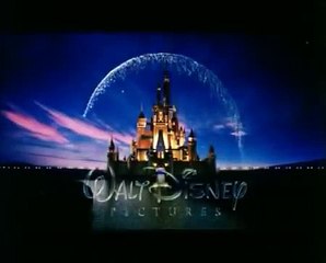 ALICE NO PAÍS DAS MARAVILHAS - trailer